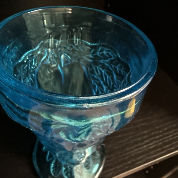 Tiara Horizon Blue Sweet Pear Avocado Footed Drinking Tumbler by Indiana Glass - Picture 4 of 4